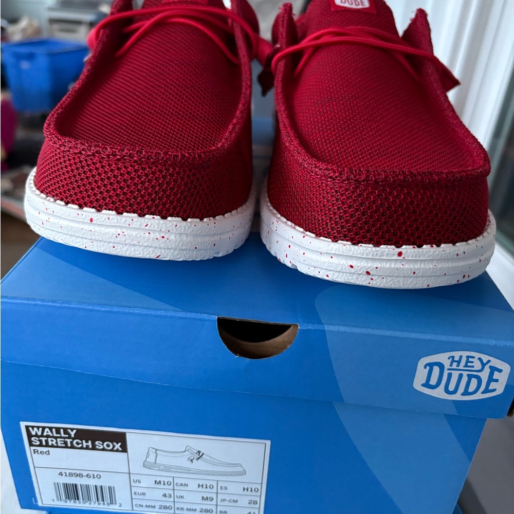 Hey Dude size 10 men's shoes. - Picture 2 of 3